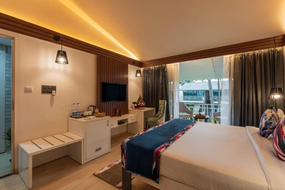 Foxoso La Beach Resort & Spa Velha Goa Exterior foto